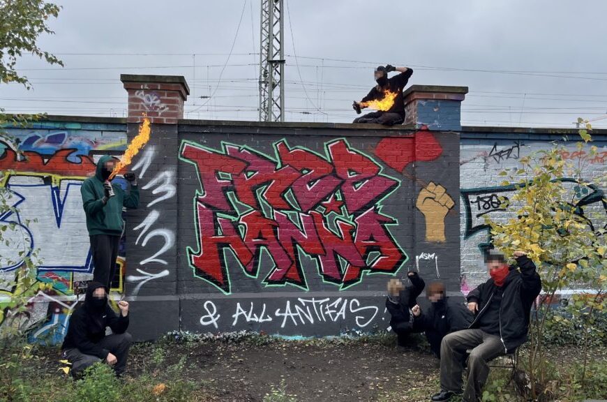 Solidaritätsbekundgung mit einem Graffiti für die inhaftierte Antifaschistin Hanna